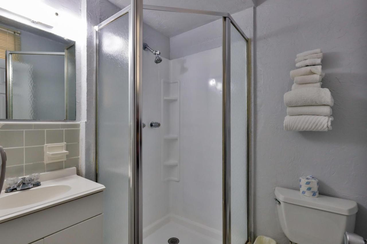 Coastal Waters Studio 111 - Pool Side Studio Hotel New Smyrna Beach Bagian luar foto