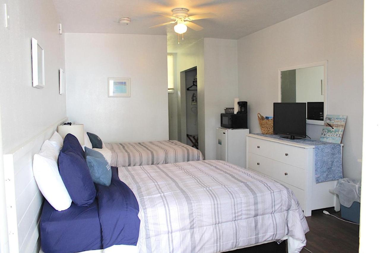 Coastal Waters Studio 111 - Pool Side Studio Hotel New Smyrna Beach Bagian luar foto